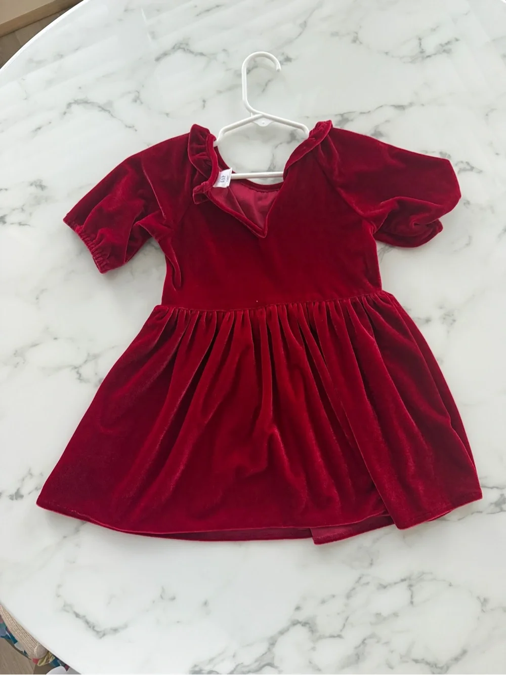 GAP soft red